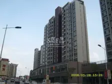 此房户型方正采光很好,地段好,楼下步行街。