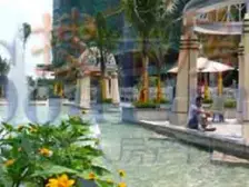 寮步 理想名苑 4室2厅 138㎡ 145万 证过两年