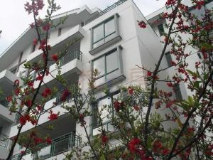 芙蓉汉城带平台带阁楼大三室来了实用面积大