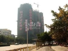 南山阳光花地苑两房两厅,近地铁,满五,拎包入住