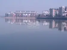 loft公寓 湖景房 业主诚心出售 价钱好商量