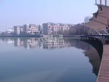 正荣大湖之都西水滨 南北通透,采光好 装修好,环镜优美 近地铁 周边匹套完善,,出行方便