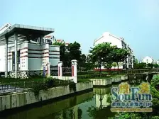 此房户型手续齐全,格局好,采光好,无遮挡,出行方便