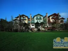 鸳鸯 融科橡树澜湾二期三房580万