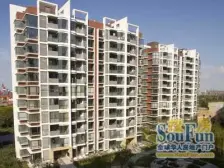 高区次顶楼景观一览无余满五小区中间位置