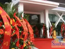 采光好,地铁口精装两房,双面采光,拎包入住