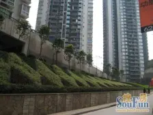 房子居家自住的。业主诚心出售的