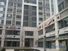 西路 亚太商谷一房31万