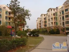 梦里水乡恋花庭 南北通透,采光好 装修好,环镜优美 视野好,诚心出售