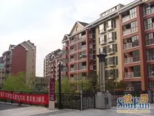 紫金园二期 地铁口 精装修 南北通透 拎包入住