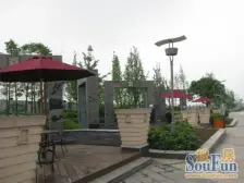 诚心出售一楼清水房源,满五且唯一,业主诚心出售。