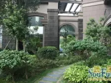 红谷凯旋 红谷滩红中区 小区门口地铁口 天虹 华润万家