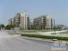 独门独户的精装一房 自住装修 万达+绿地双商圈 满5年