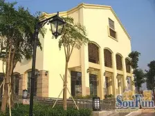 中惠香樟半岛,一楼带花园,户型方正,小区安静舒适