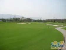 茶园新区 庆隆高尔夫柏翠庄五房850万