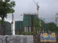 楼栋位置视野好,带产权车位,精装修