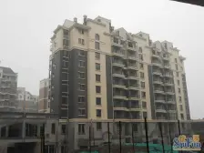 带车位品质小区精装修不靠路,小区新,配套齐全环境好