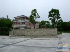 此房手续齐全,格局好,采光好,无遮挡,出行方便