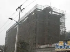 恒茂英伦国际 装修好,环镜优美 中间楼层