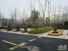 香溢花城二期 6室1厅 南 西