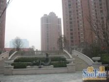 景城2室2厅1卫,高层采光好视野开阔,自住装修!诚心出售!