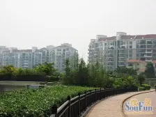 御花苑 满五 无欠款 精装三房 距湖边近