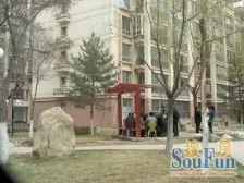 地铁口辰北花园.户型方正.视野开阔