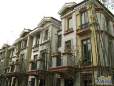 河谷精装联排C户型二期+面积170+自住+保养好+无抵押