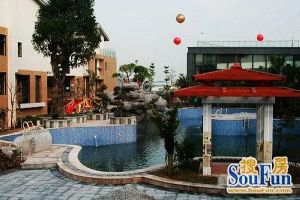 少有双拼别墅 看湖景 使用面积600平 四个车位