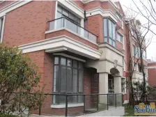 2010年品质小区,配套设施齐全,边套大花园