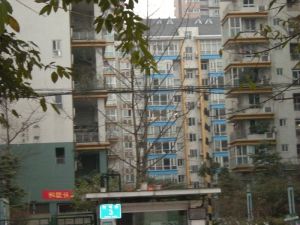 幸福枫景3室1厅东南