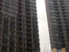 外滩江景房,满五only,户型正气