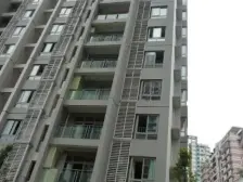 步行街旁 一手业主纯毛坯;正规一室一厅 配套成熟