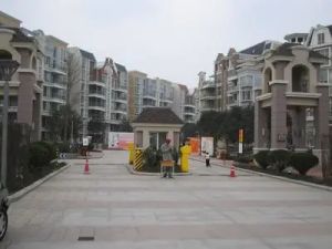 中海名城三期4室3厅西南
