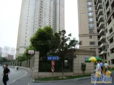 老西门新上房源!诚意出售+黄近楼层+小区前排位置