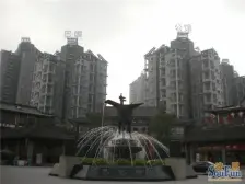 巴国城 巴国公馆二房76万