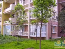 此房位于小区中庭,楼层好,视野宽阔,采光充足