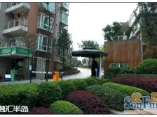 融汇半岛花园洋房,距离轻轨站300米