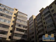 万达大润发旁边 东西通透 采光好 视野开阔 可按揭