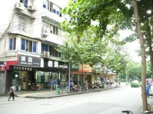 翠风苑公寓一期4室1厅西
