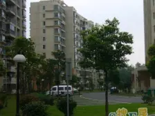 爱庐世纪新苑,南北大两房,采光充足,精装修