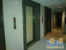 朝天门 东和湾三房240万