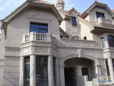 出入,皆非凡。岛中大宅。集中南花园 1500 方。