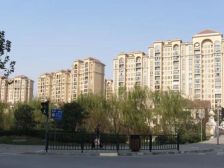 带露台,带产权车位近地铁精装,采光好,大平层,热销好房