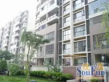 嘉宝花园 毛坯四房 带电梯中间楼层 明厨明卫 户型方正