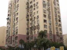送露台 全明三房 采光通风俱佳 近地铁 出行便利