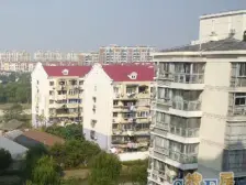 5年出一户,少见的叠加别墅, 有天有地有花园