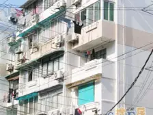 精装修30W未住过,准电梯房,电梯房已付,双轨交通