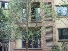 高新区 保利国宾上院三房260万