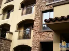 新上三房清水带露台,通电梯,采光好